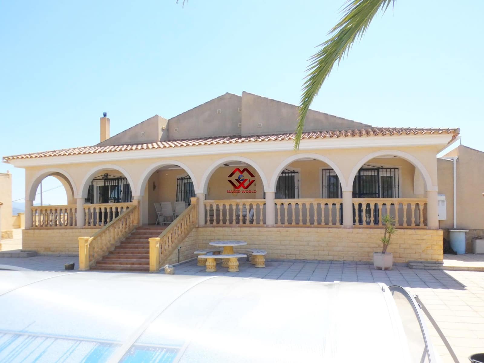 5 bedroom Villa for sale in Leiva with pool garage - € 535,000 (Ref: 9783541)