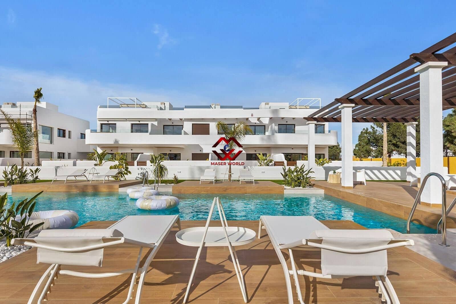 3 makuuhuone Kattohuoneisto myytävänä paikassa Los Alcazares mukana uima-altaan 
autotalli - 399 900 € (Ref: 9794543)