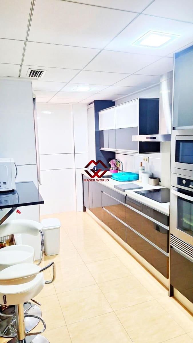 3 chambre Appartement à vendre à Puerto de Mazarron avec garage - 168 000 € (Ref: 9804245)