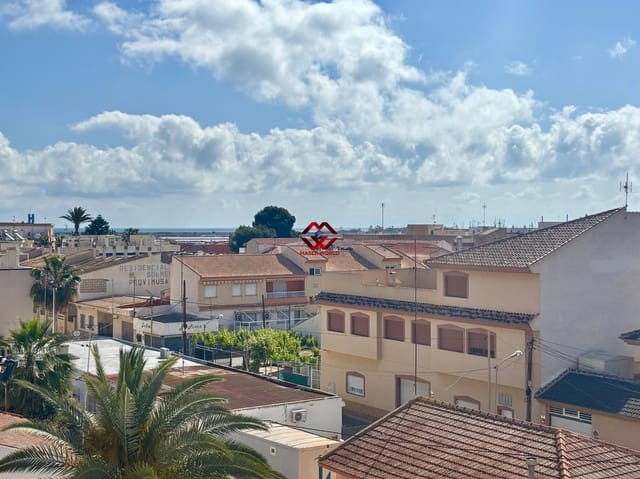 2 slaapkamer Appartement te koop in Lo Pagan, San Pedro del Pinatar met garage - € 159.900 (Ref: 9806420)