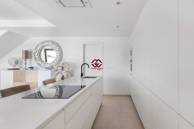 Chalet de 3 habitaciones en Los Alcázares en venta con piscina garaje - 489.000 € (Ref: 9820438)