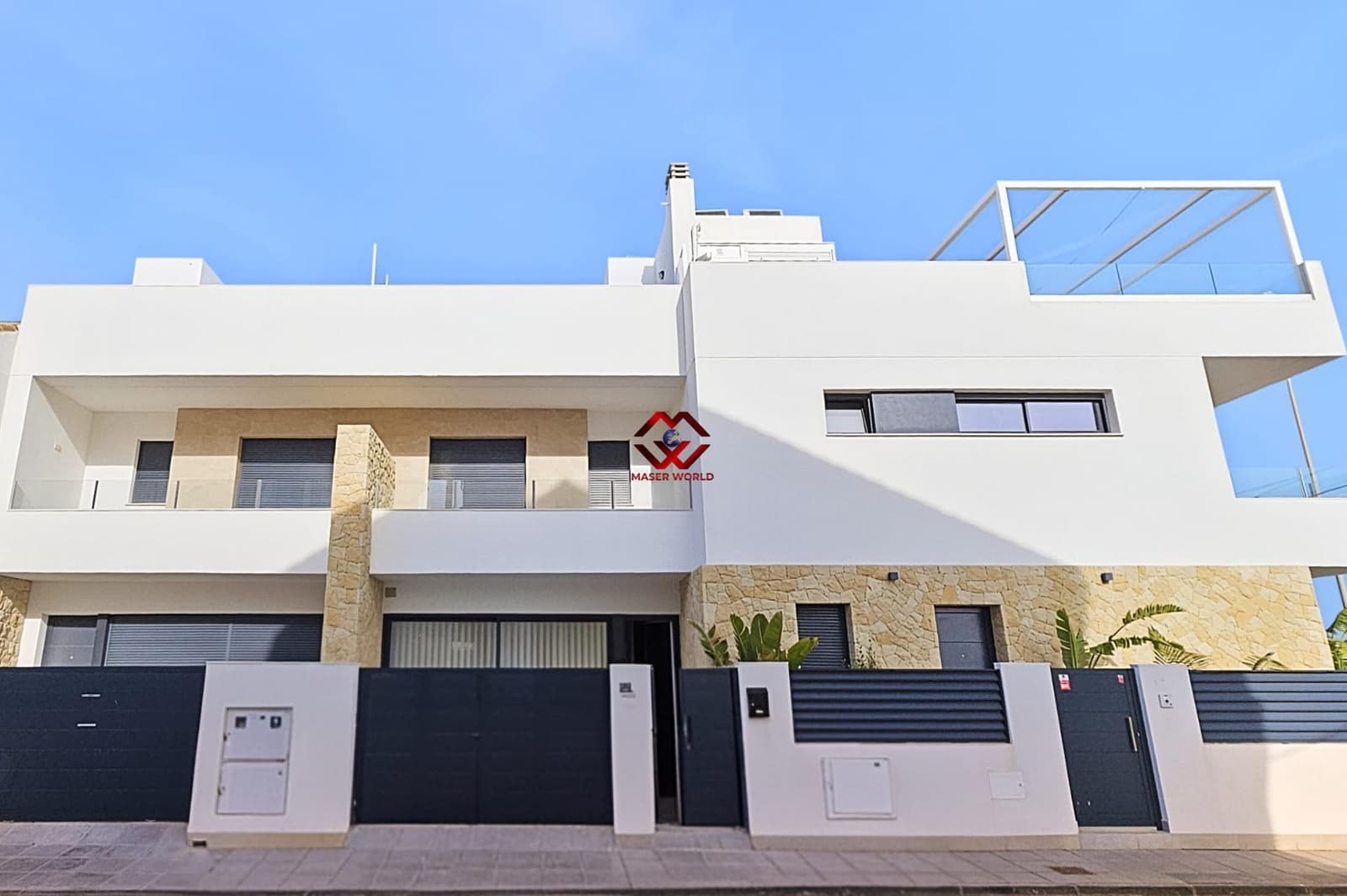 Adosado de 3 habitaciones en Orihuela Costa en venta con garaje - 650.000 € (Ref: 9822848)