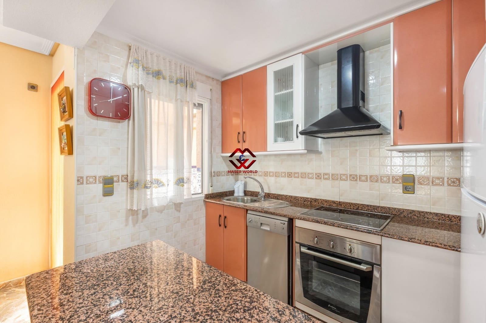 4 chambre Villa/Maison Mitoyenne à vendre à Los Alcazares avec garage - 199 000 € (Ref: 9825196)