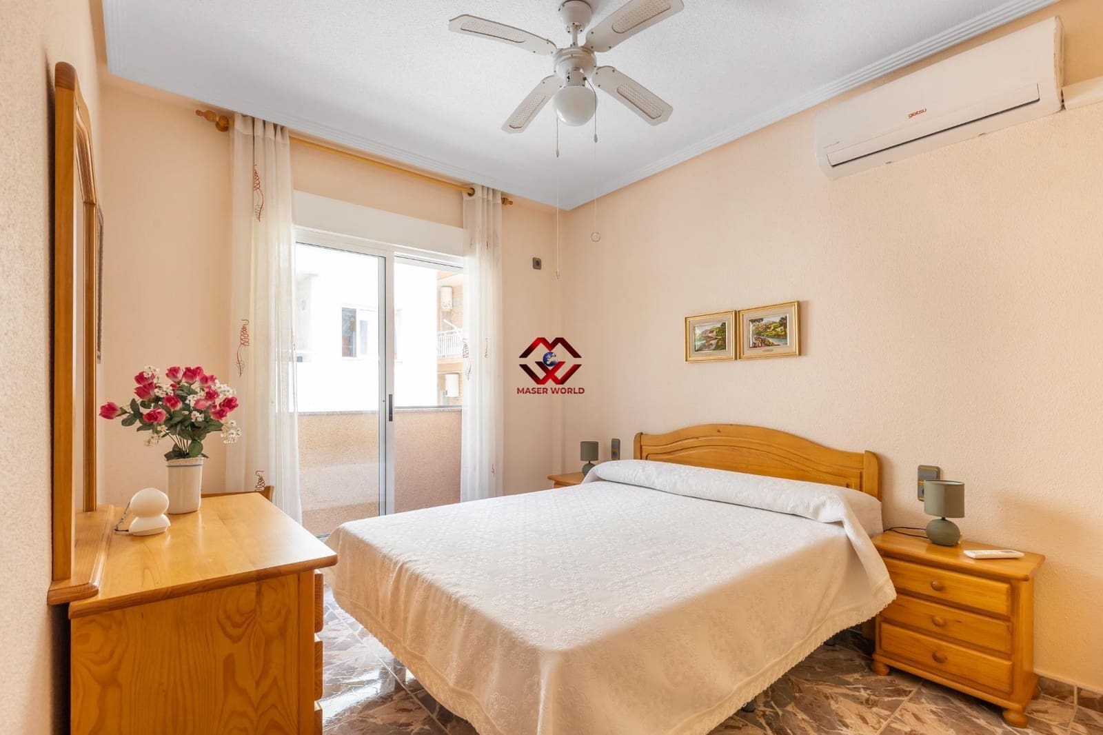 4 chambre Villa/Maison Mitoyenne à vendre à Los Alcazares avec garage - 199 000 € (Ref: 9825196)