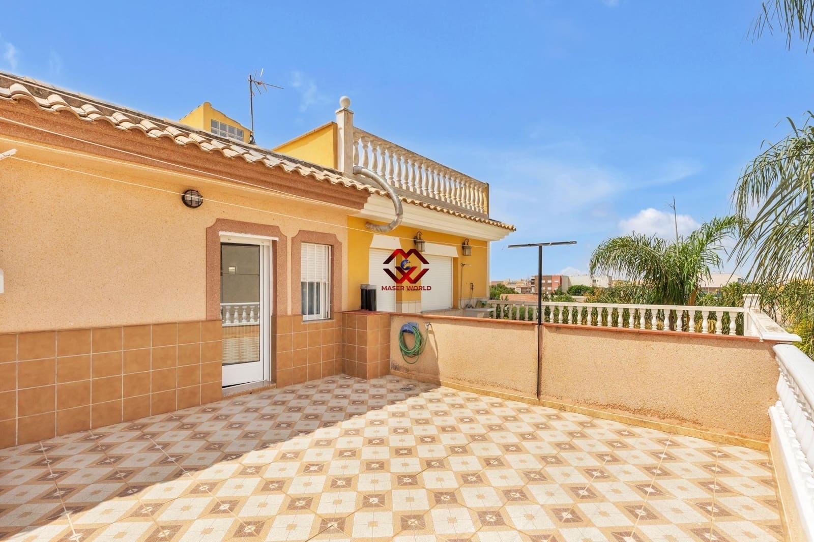 4 chambre Villa/Maison Mitoyenne à vendre à Los Alcazares avec garage - 199 000 € (Ref: 9825196)