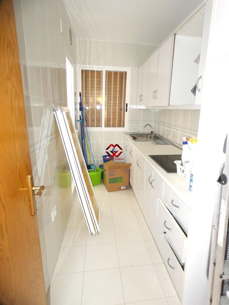 Apartamento de 2 habitaciones en Alamillo en venta con piscina - 159.000 € (Ref: 9829034)