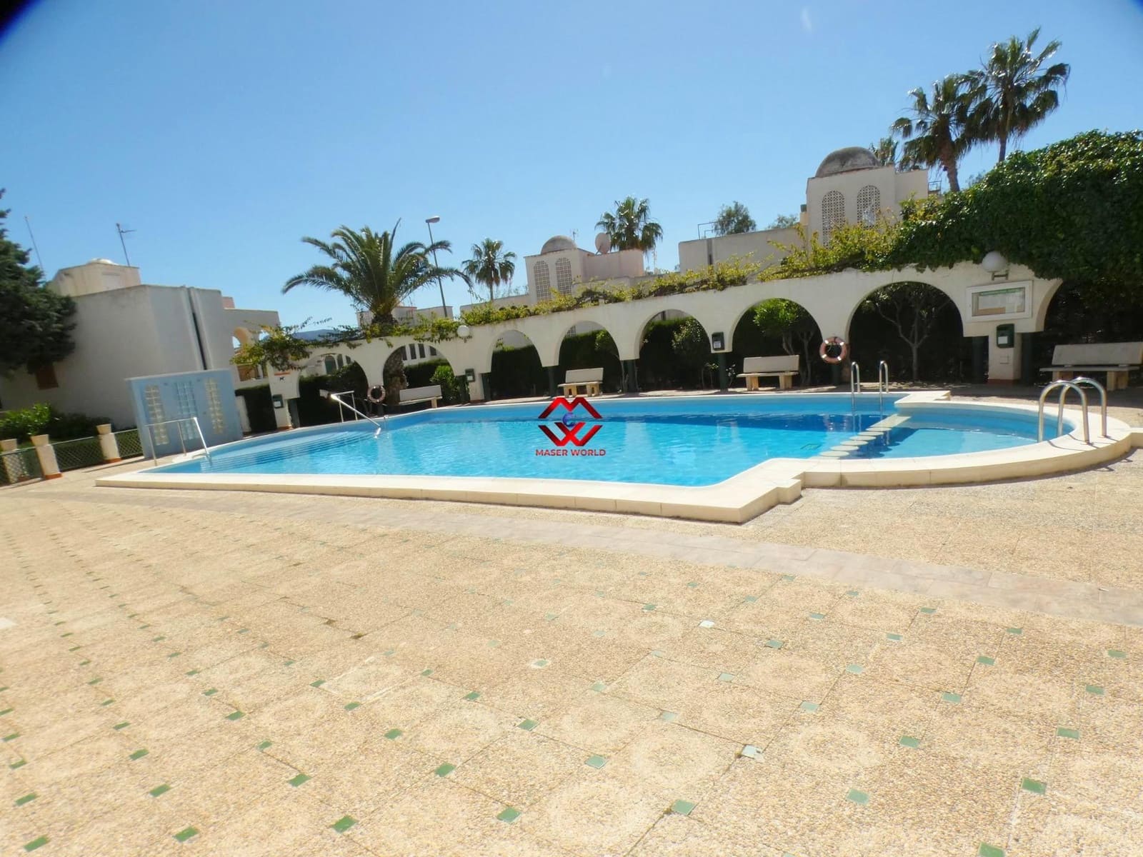 Apartamento de 2 habitaciones en Alamillo en venta con piscina - 159.000 € (Ref: 9829034)