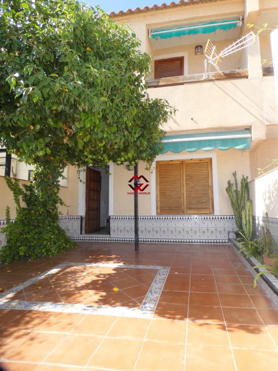3 bedroom Apartment for sale in Puerto de Mazarron - € 168,000 (Ref: 9833596)