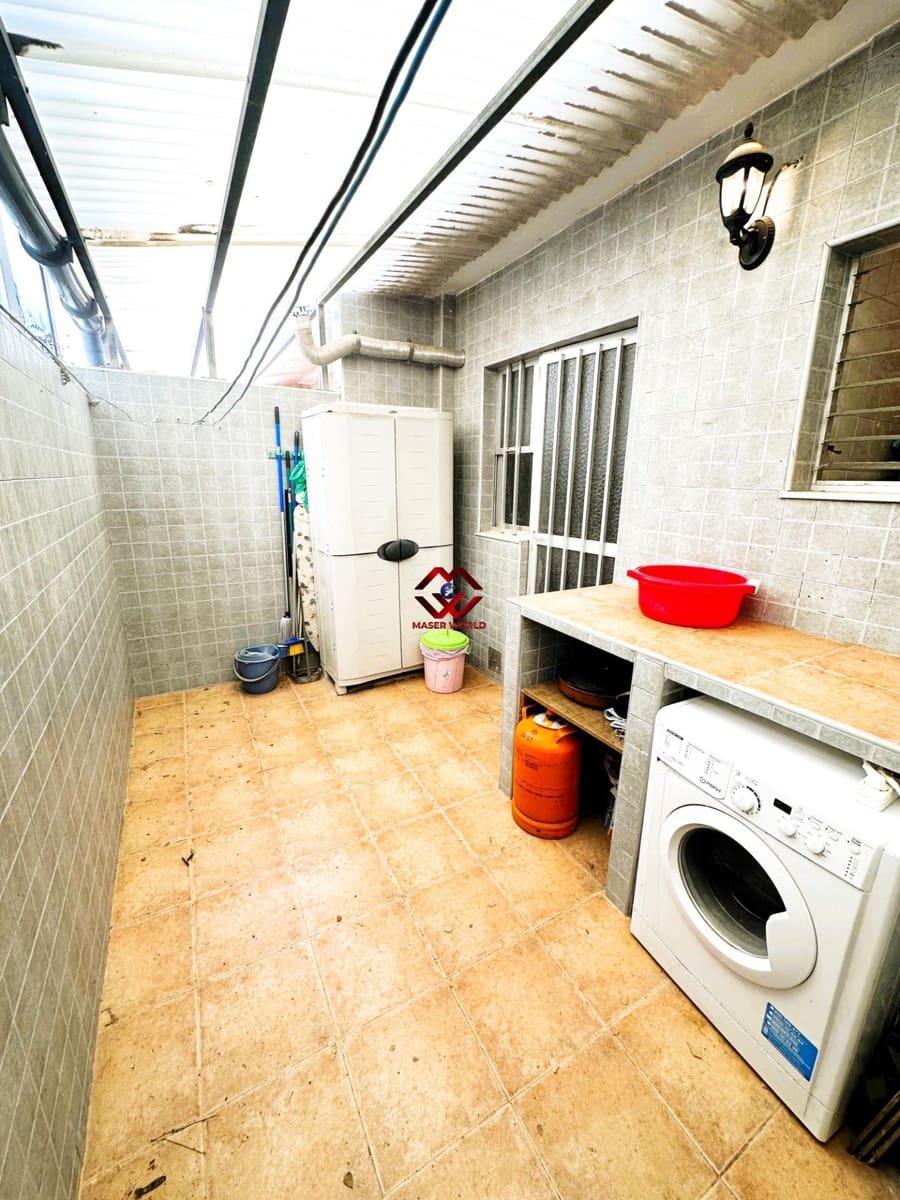 3 bedroom Apartment for sale in Puerto de Mazarron - € 142,500 (Ref: 9840358)