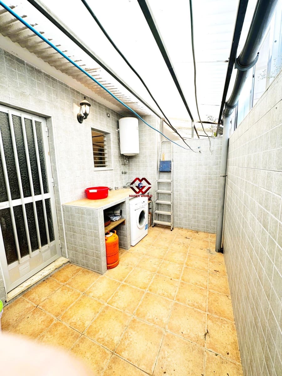 3 bedroom Apartment for sale in Puerto de Mazarron - € 142,500 (Ref: 9840358)