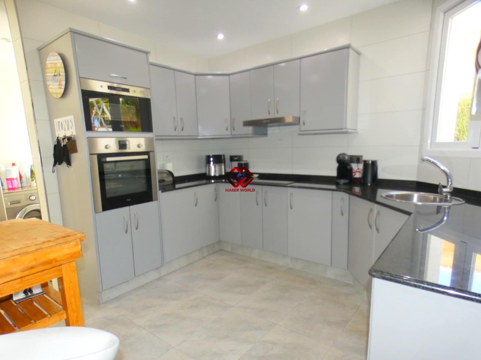 4 bedroom Villa for sale in Bolnuevo with pool garage - € 550,000 (Ref: 9855370)