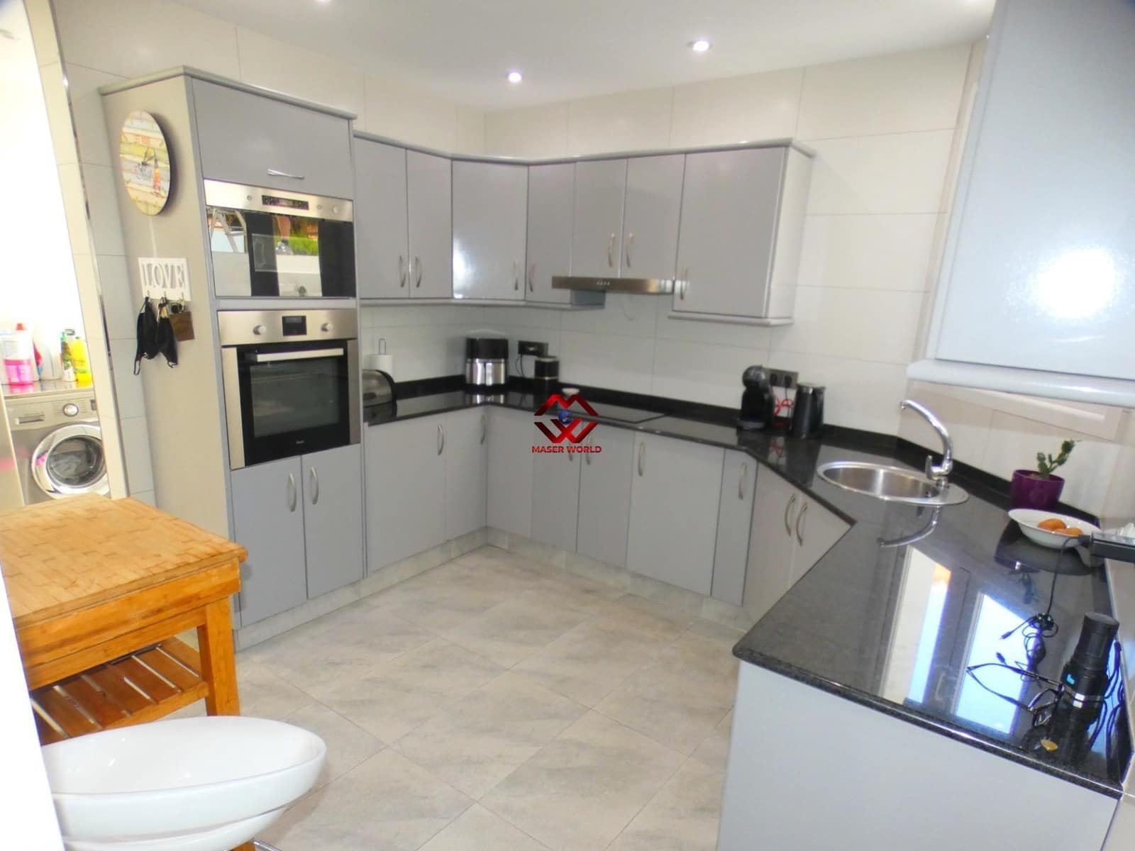 4 bedroom Villa for sale in Bolnuevo with pool garage - € 550,000 (Ref: 9855370)