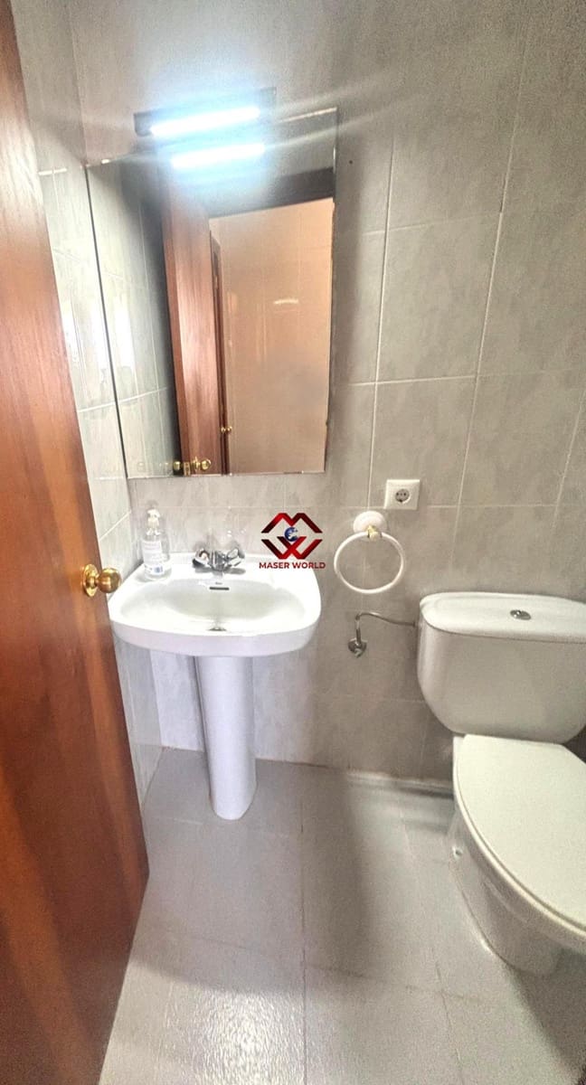 2 slaapkamer Appartement te koop in Lo Pagan met garage - € 159.900 (Ref: 9868922)