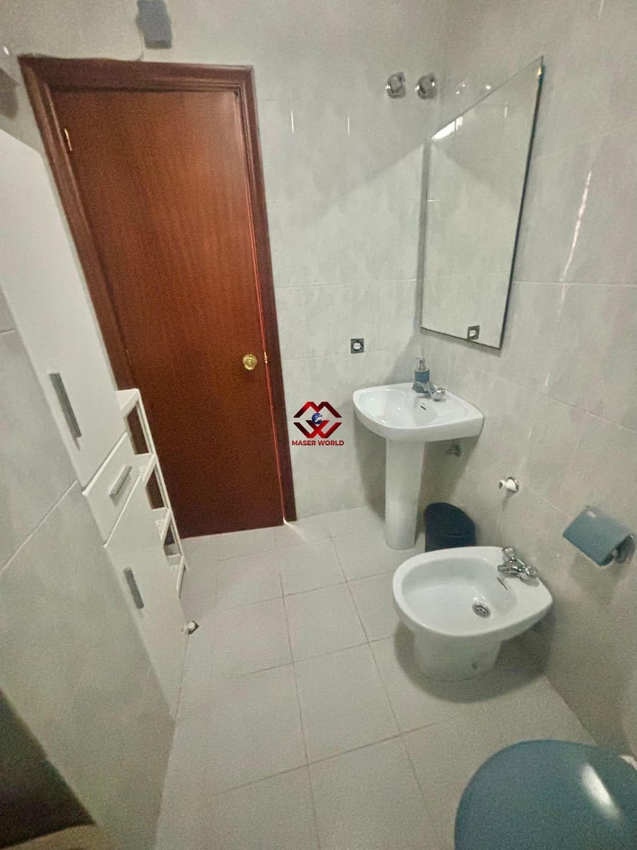 2 slaapkamer Appartement te koop in Lo Pagan met garage - € 159.900 (Ref: 9868922)
