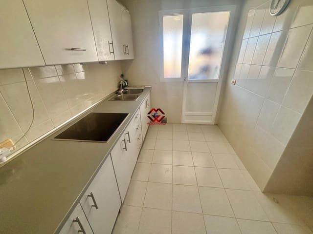 2 slaapkamer Appartement te koop in Lo Pagan, San Pedro del Pinatar met garage - € 159.900 (Ref: 9868922)