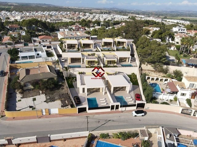 3 soveværelse Villa til salg i Los Balcones - Los Altos, Torrevieja med swimmingpool garage - € 700.000 (Ref: 9881886)
