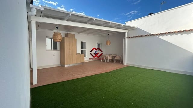 3 Zimmer Reihenhaus zu verkaufen in San Javier mit Pool Garage - 270.000 € (Ref: 9896267)