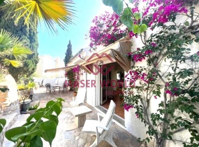 5 bedroom Villa for sale in Isla Plana, Cartagena with pool garage - € 834,000 (Ref: 9900393)