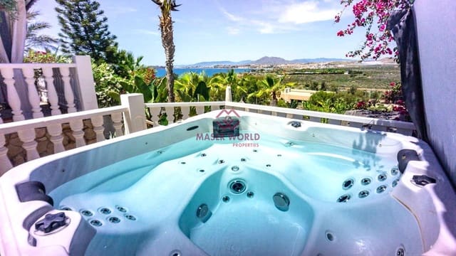 5 bedroom Villa for sale in Isla Plana, Cartagena with pool garage - € 834,000 (Ref: 9900393)