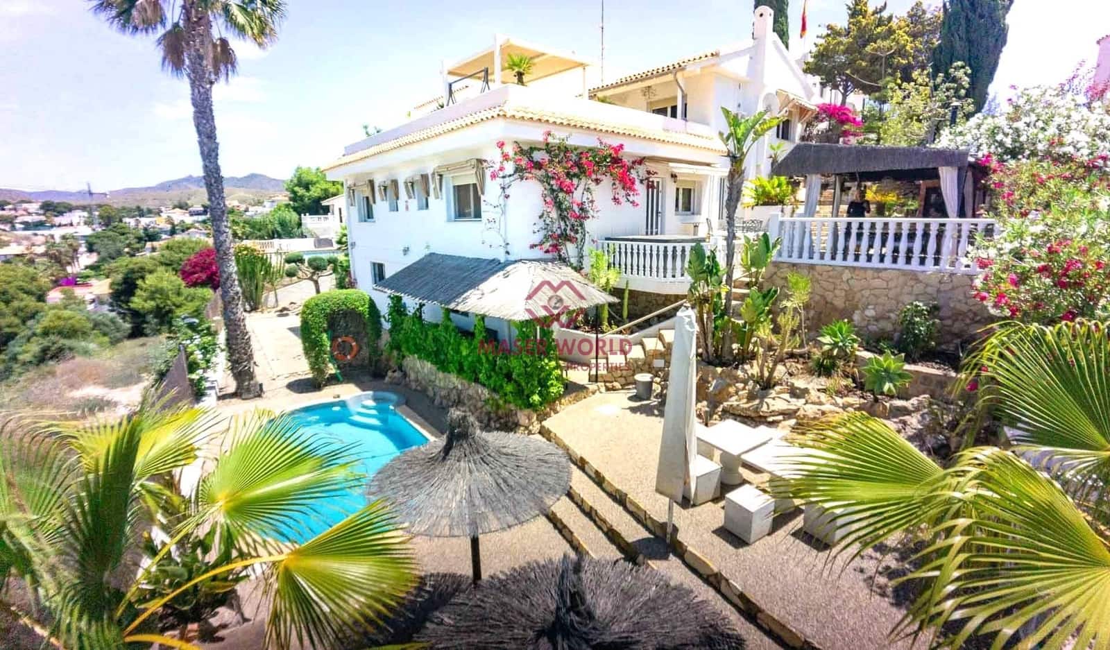 5 bedroom Villa for sale in Isla Plana with pool garage - € 834,000 (Ref: 9900393)