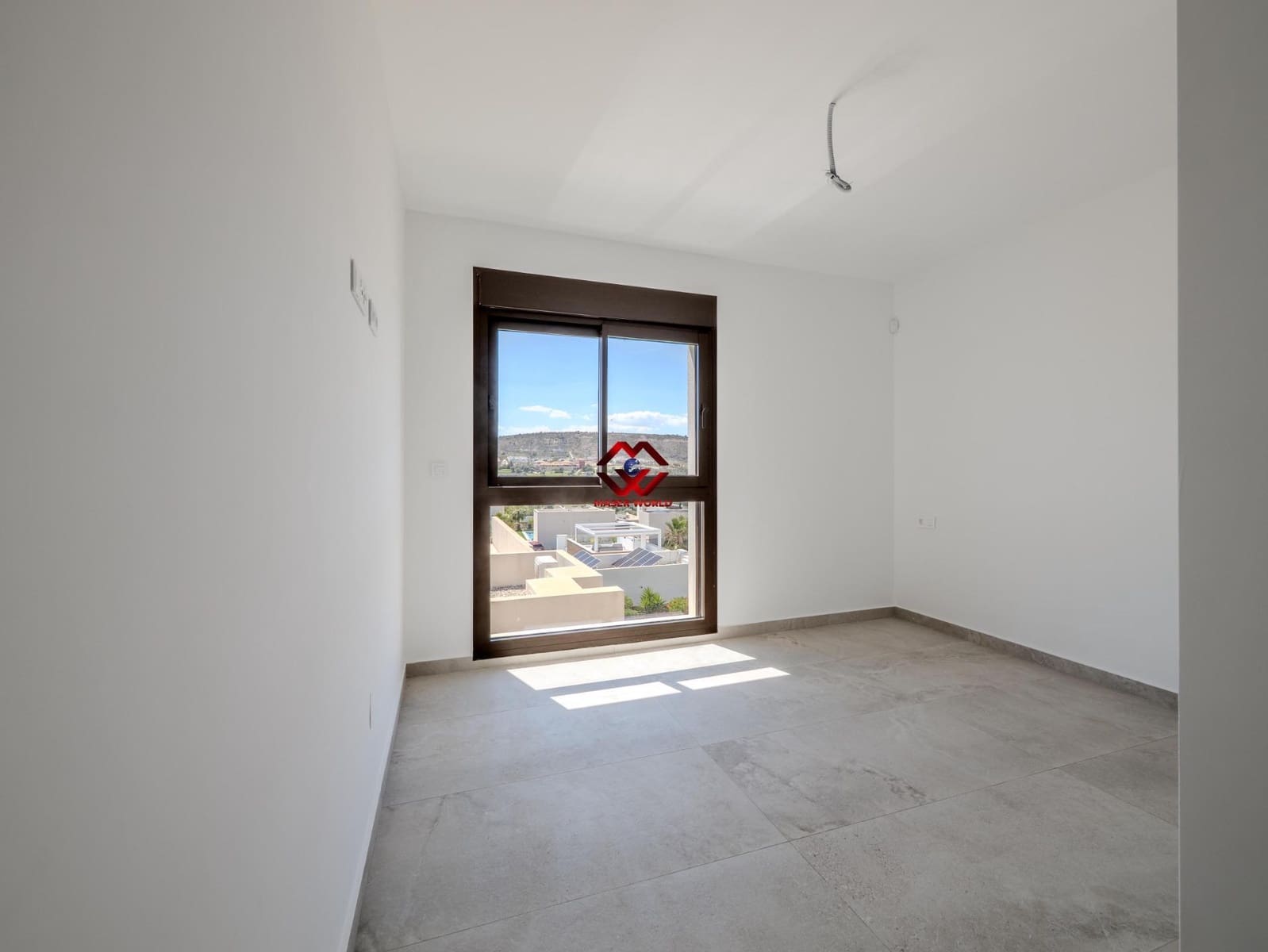 3 slaapkamer Villa te koop in Algorfa met zwembad garage - € 489.000 (Ref: 9910977)