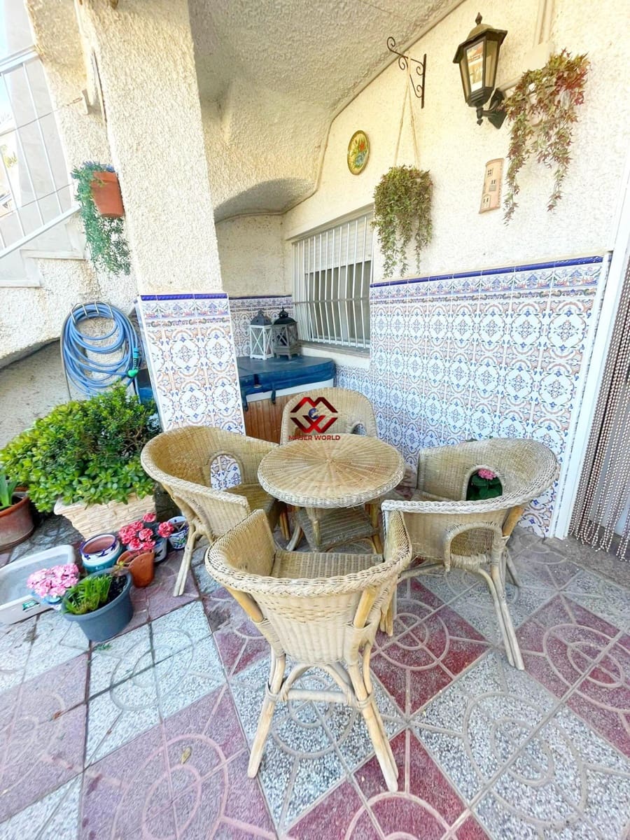 4 bedroom Villa for sale in Puerto de Mazarron with garage - € 265,000 (Ref: 9927341)