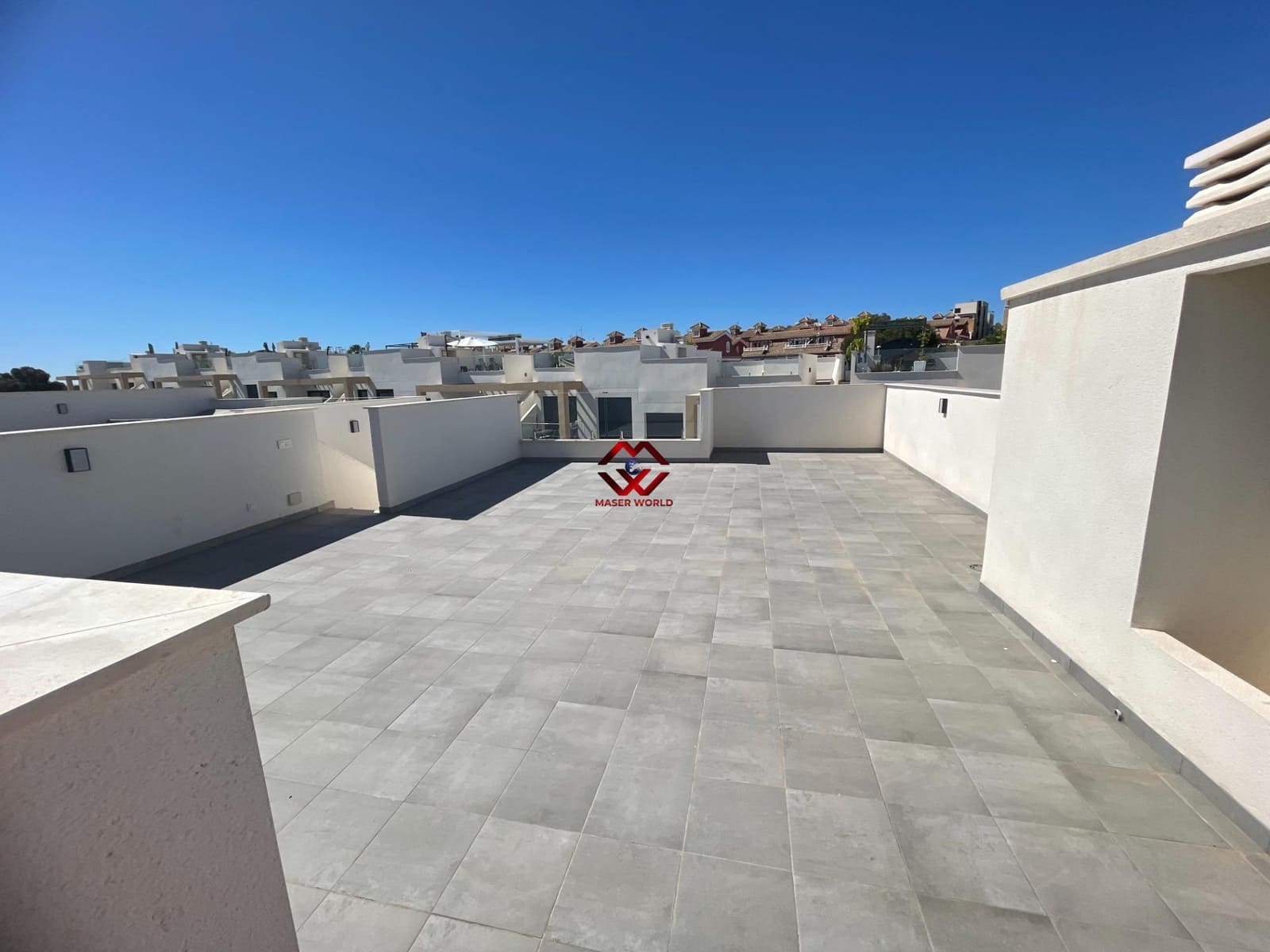 2 soveværelse Lejlighed til salg i Villamartin med swimmingpool garage - € 254.900 (Ref: 9929316)