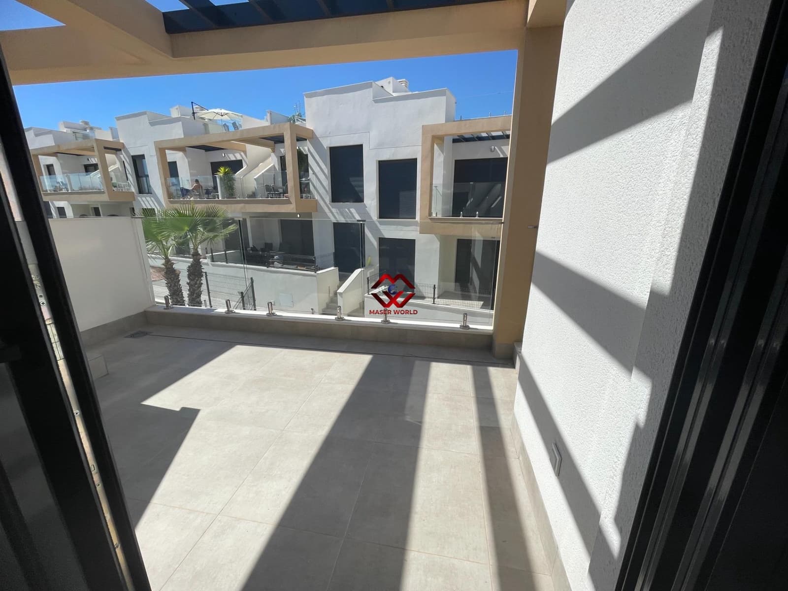 2 soveværelse Lejlighed til salg i Villamartin med swimmingpool garage - € 254.900 (Ref: 9929316)