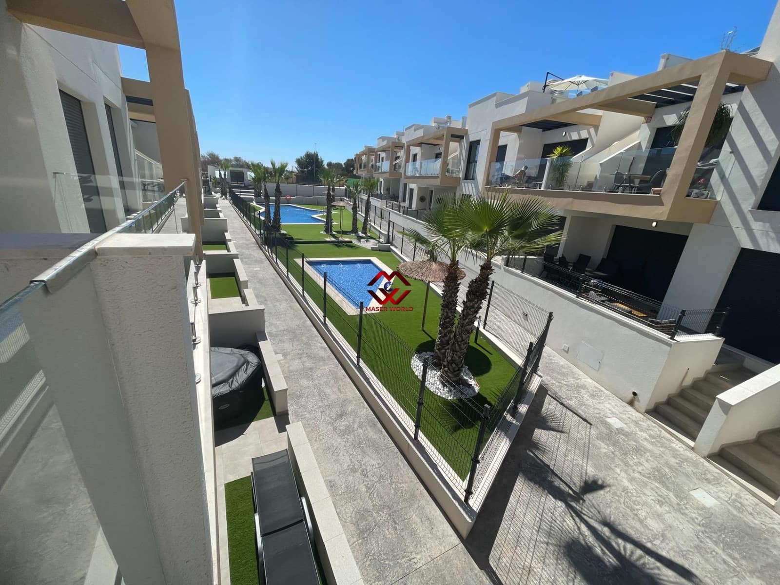2 soveværelse Lejlighed til salg i Villamartin med swimmingpool garage - € 254.900 (Ref: 9929316)