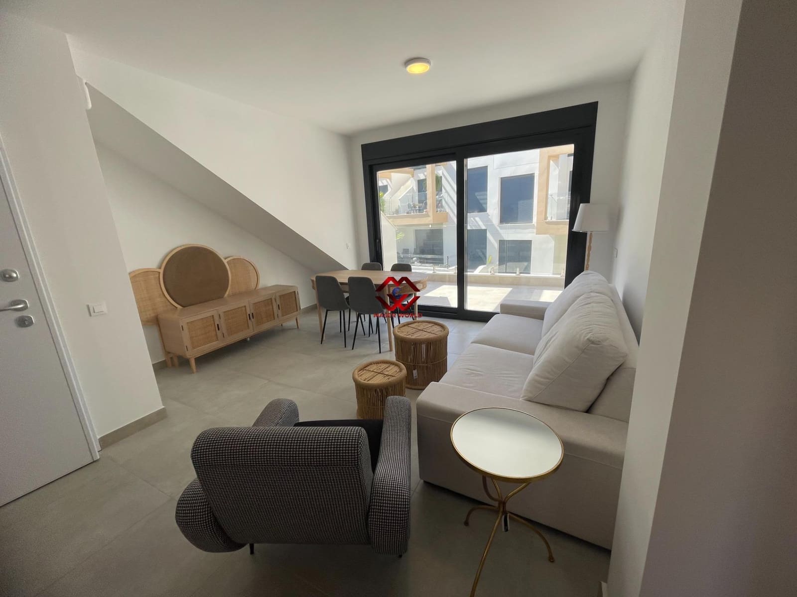 2 soveværelse Lejlighed til salg i Villamartin med swimmingpool garage - € 254.900 (Ref: 9929316)