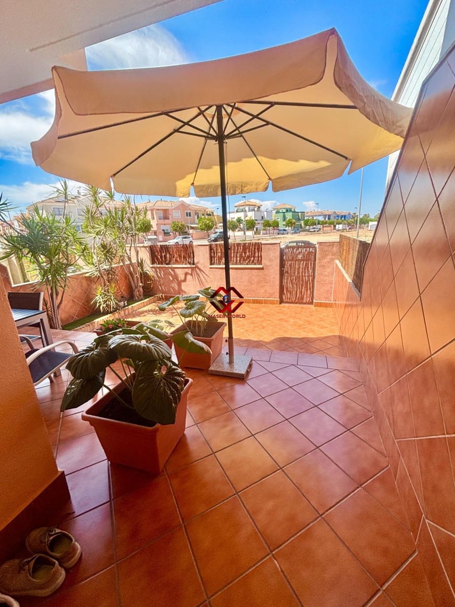 3 quarto Moradia para venda em Los Narejos com garagem - 275 000 € (Ref: 9934440)