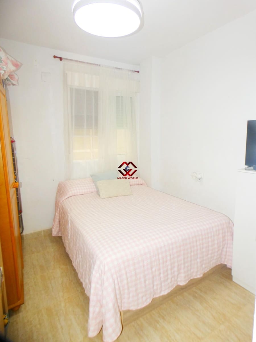 2 soveværelse Lejlighed til salg i Puerto de Mazarron med swimmingpool garage - € 130.000 (Ref: 9947872)
