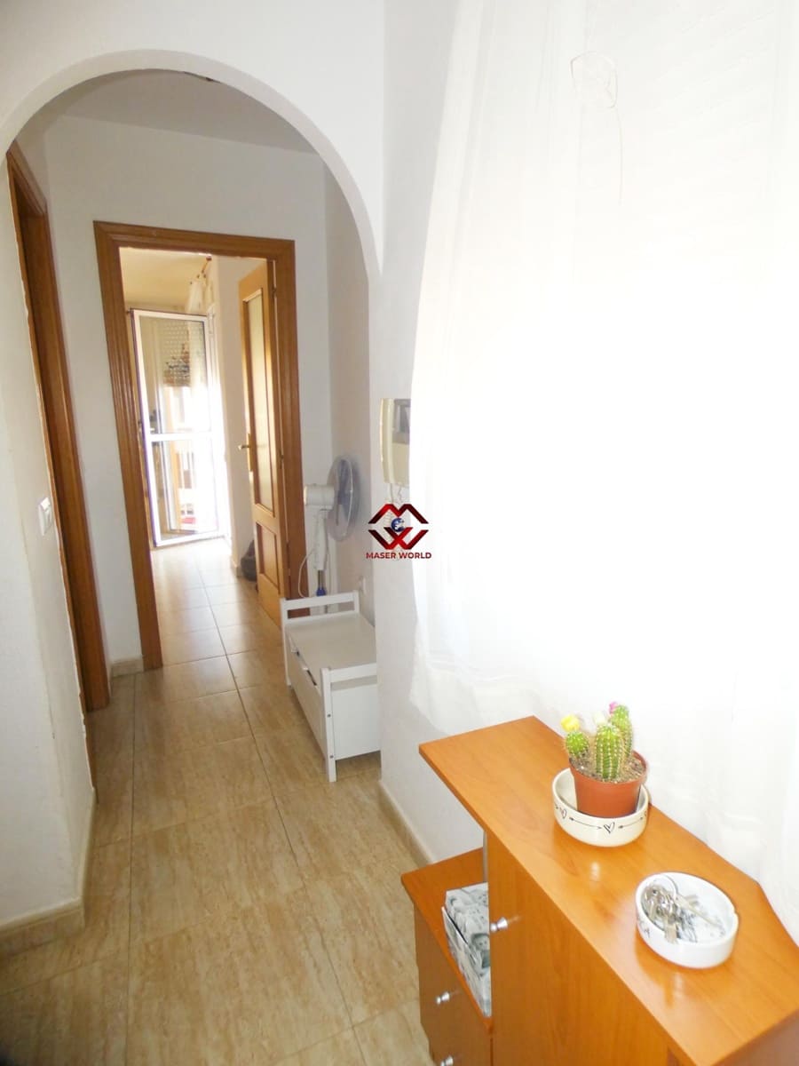 2 soveværelse Lejlighed til salg i Puerto de Mazarron med swimmingpool garage - € 130.000 (Ref: 9947872)