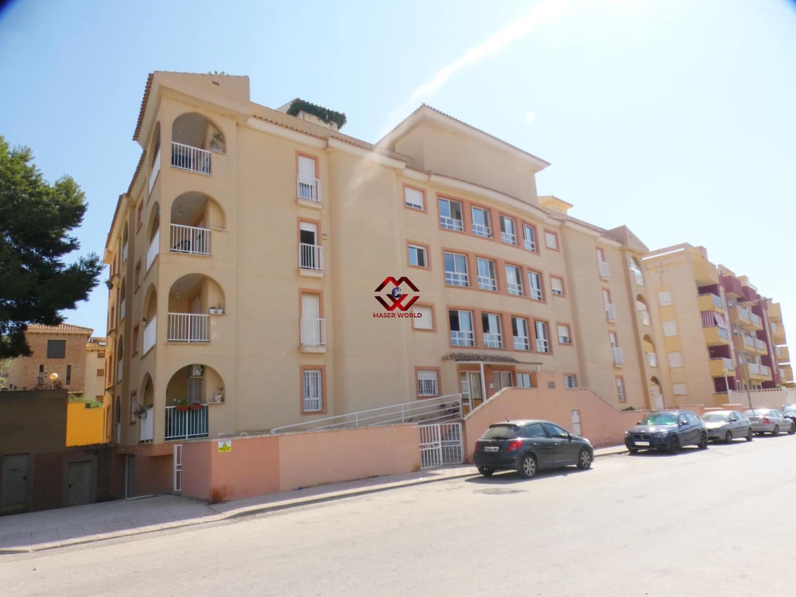 2 soveværelse Lejlighed til salg i Puerto de Mazarron med swimmingpool garage - € 130.000 (Ref: 9947872)