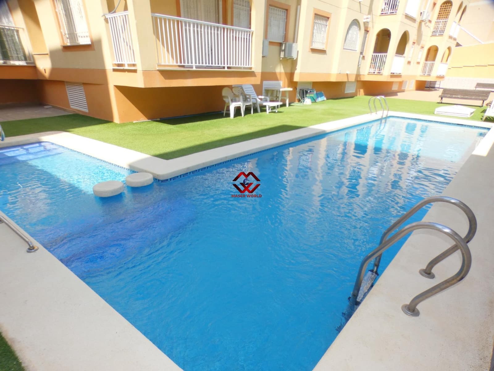 2 soveværelse Lejlighed til salg i Puerto de Mazarron med swimmingpool garage - € 130.000 (Ref: 9947872)