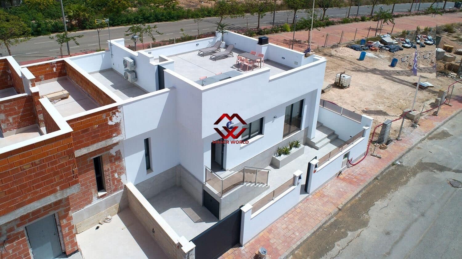 3 slaapkamer Halfvrijstaande villa te koop in Sucina met zwembad garage - € 329.900 (Ref: 9949723)