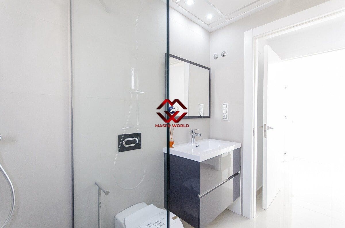 5 quarto Moradia para venda em Los Montesinos com piscina garagem - 780 000 € (Ref: 9955114)