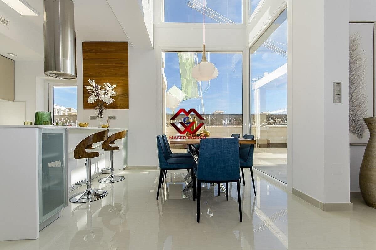 5 quarto Moradia para venda em Los Montesinos com piscina garagem - 780 000 € (Ref: 9955114)