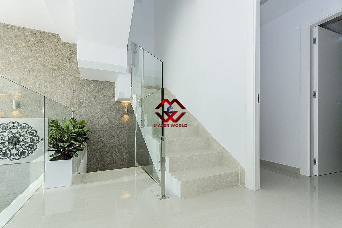 5 quarto Moradia para venda em Los Montesinos com piscina garagem - 780 000 € (Ref: 9955114)