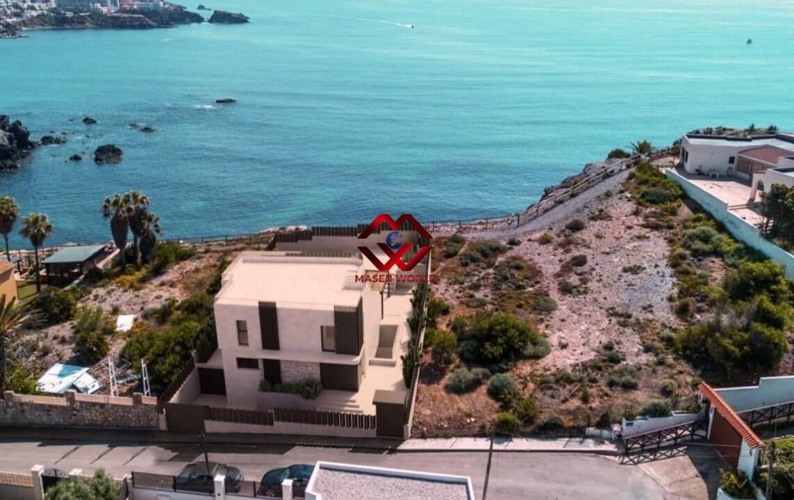 3 sypialnia Willa na sprzedaż w Cala Flores z basenem garażem - 2 600 000 € (Ref: 9955116)