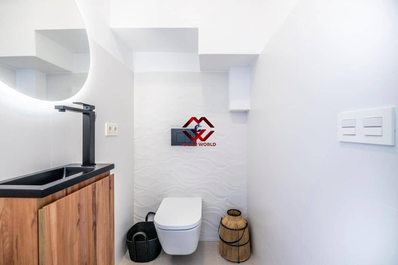 3 soveværelse Villa til salg i Roldan med swimmingpool garage - € 415.950 (Ref: 9958162)