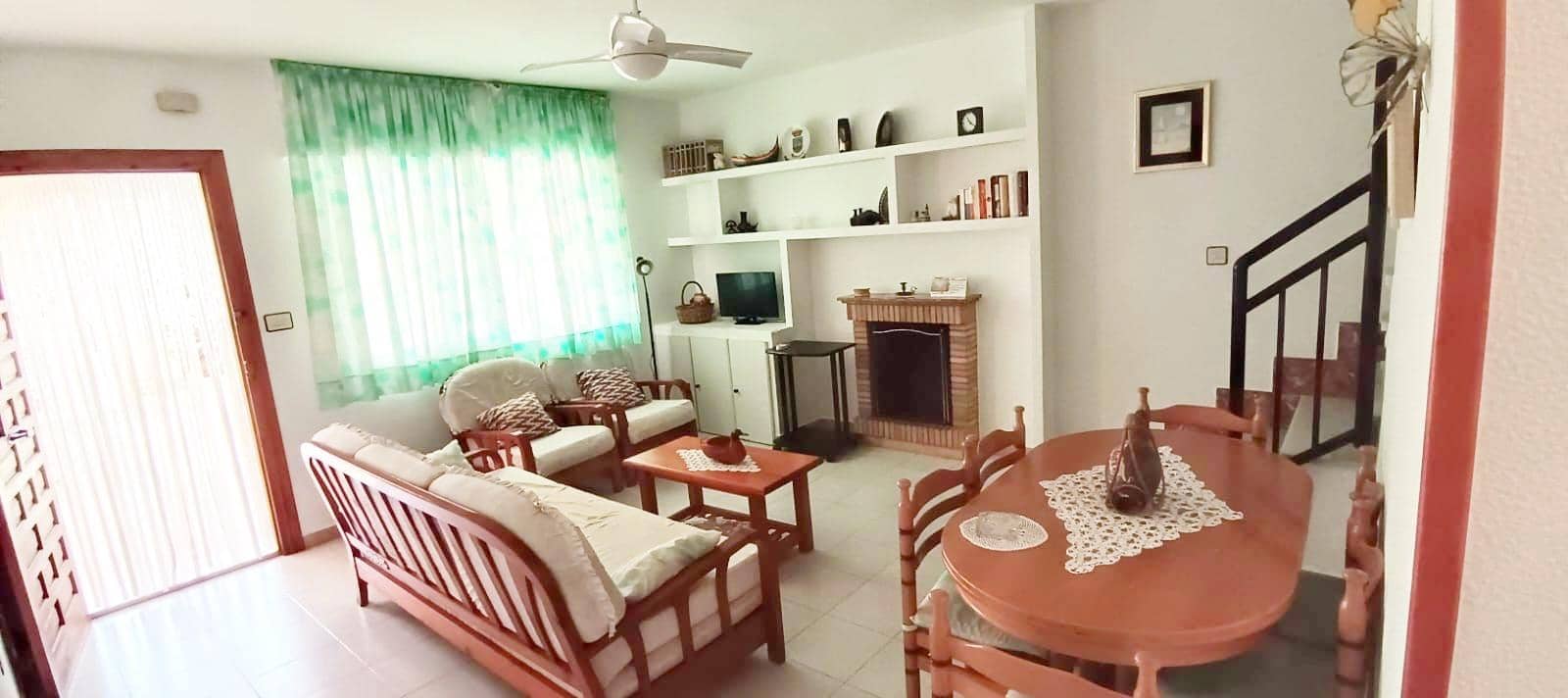 4 bedroom Villa for sale in Puerto de Mazarron with garage - € 272,000 (Ref: 9959733)