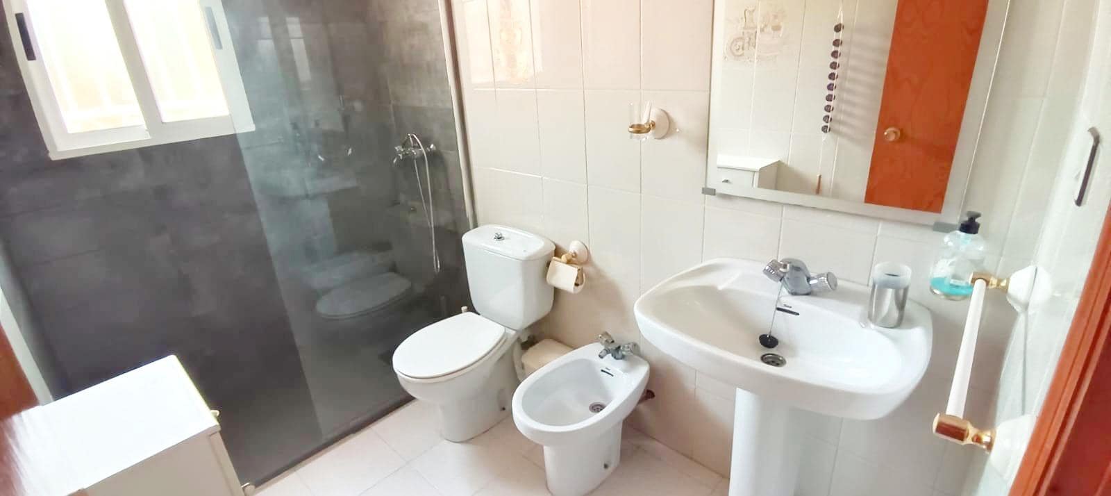 4 bedroom Villa for sale in Puerto de Mazarron with garage - € 272,000 (Ref: 9959733)