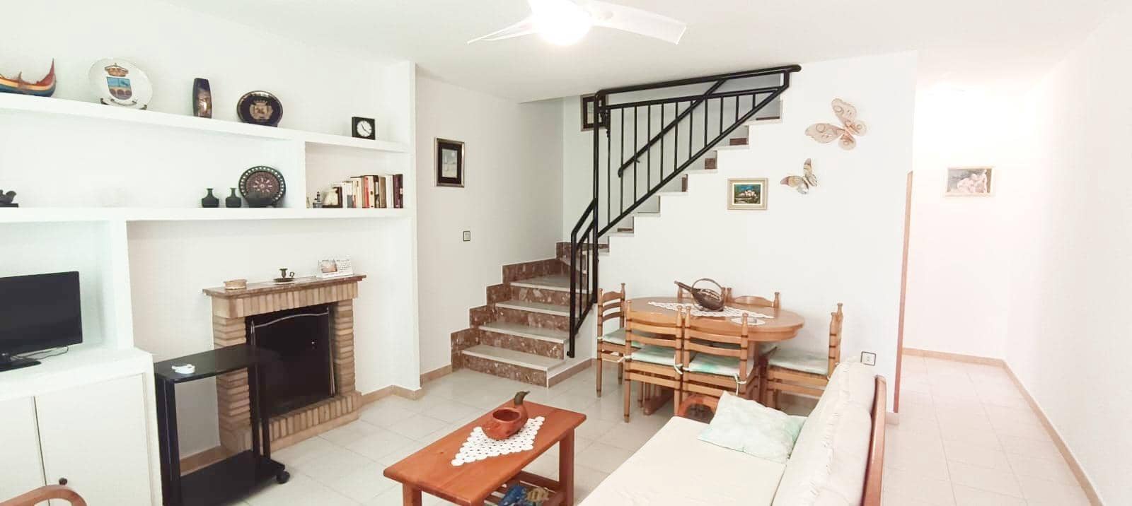 4 bedroom Villa for sale in Puerto de Mazarron with garage - € 272,000 (Ref: 9959733)