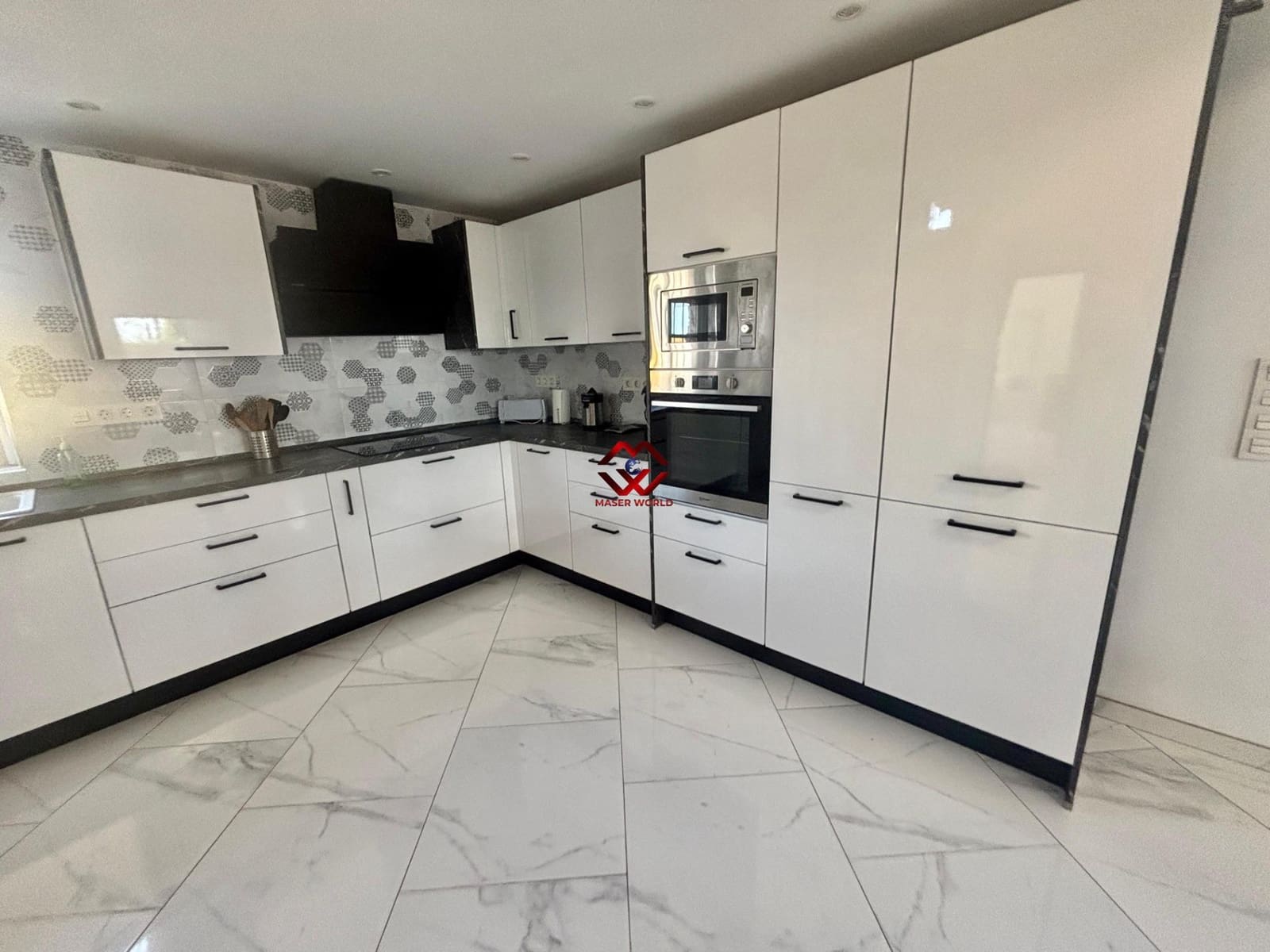 4 soveværelse Finca/Landehus til salg i San Javier med swimmingpool garage - € 399.000 (Ref: 9990687)