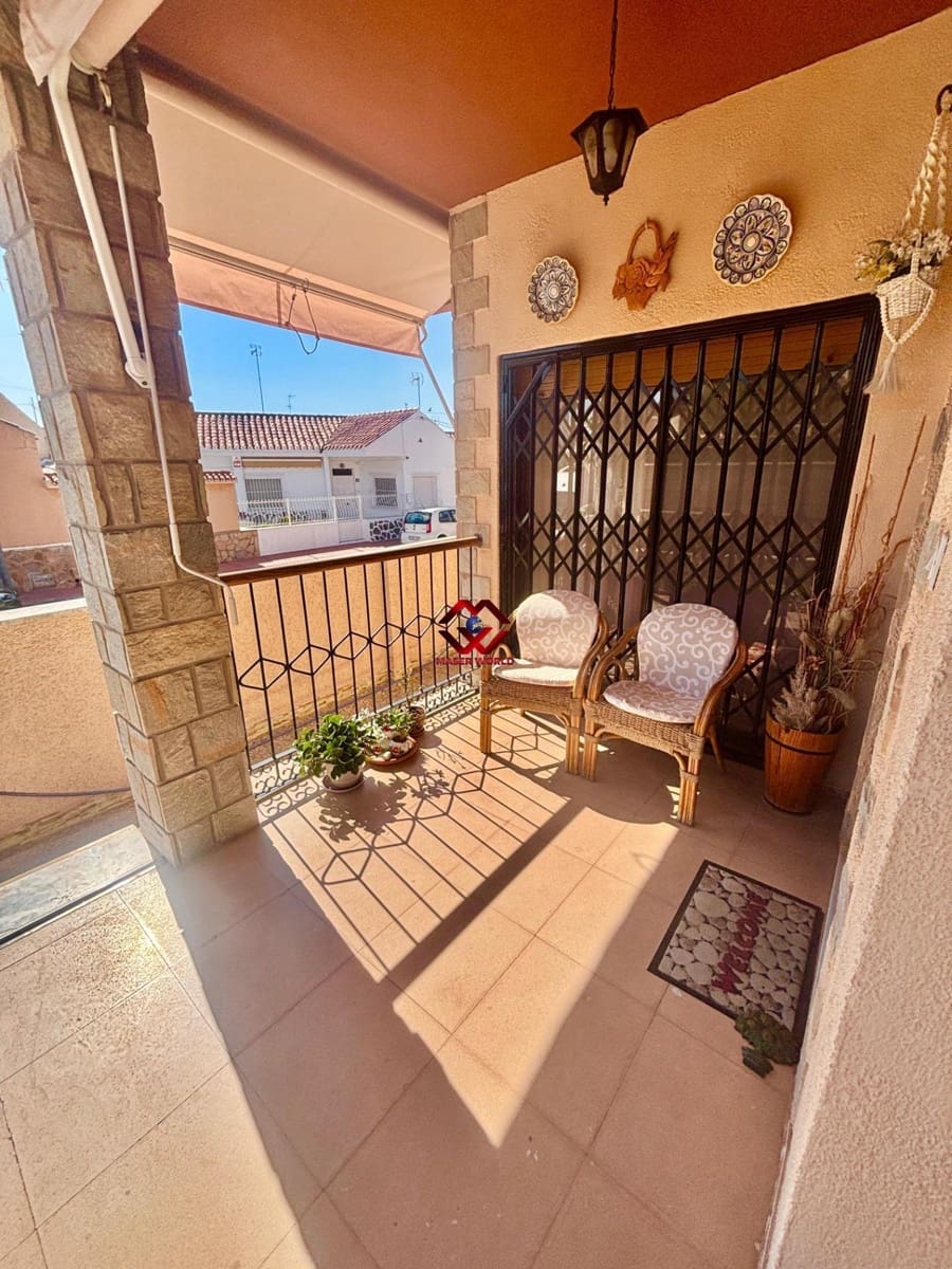 5 sovrum Villa till salu i Santiago de la Ribera med garage - 339 500 € (Ref: 9995182)