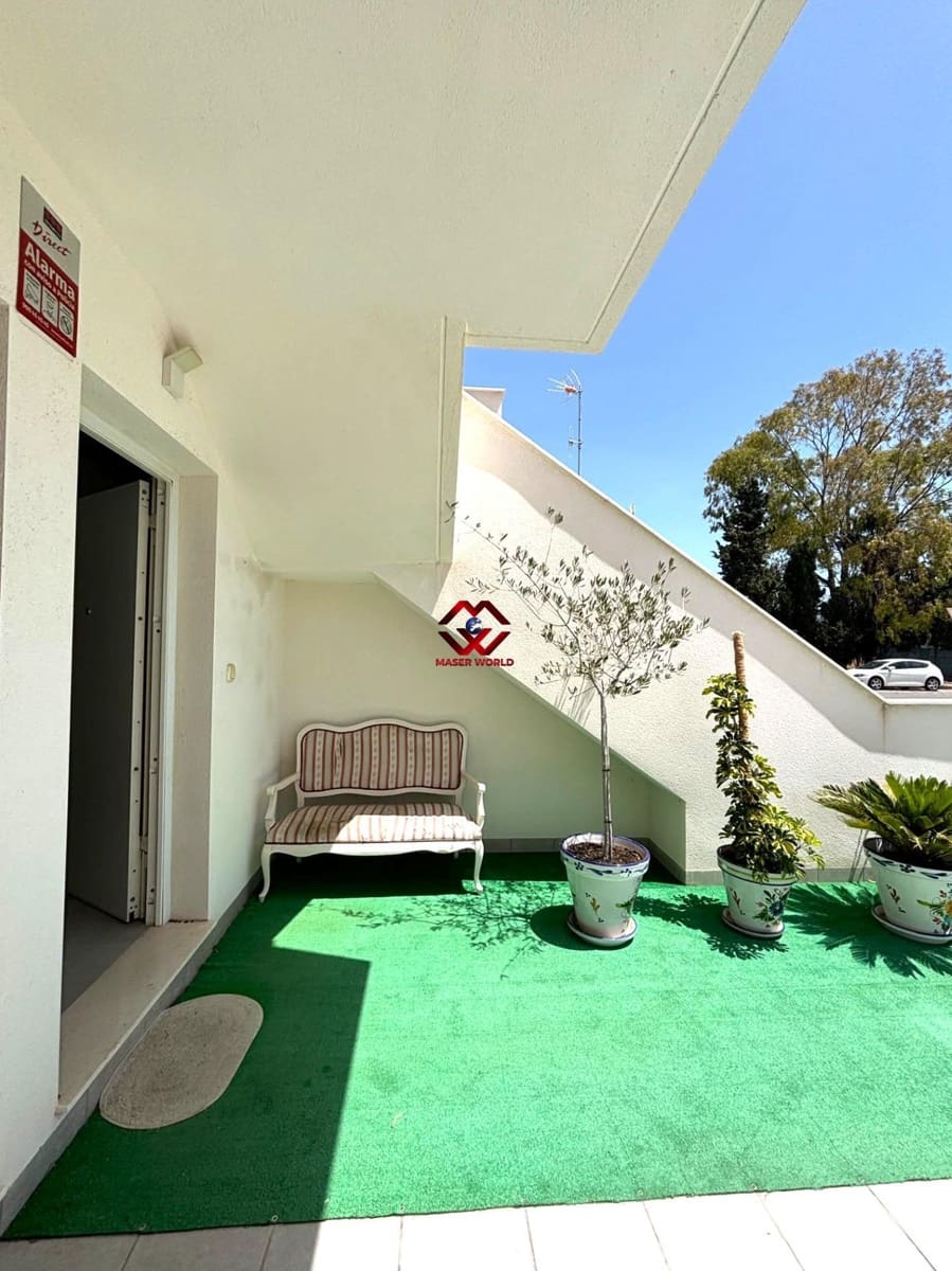 2 quarto Bungalow para venda em San Pedro del Pinatar com piscina - 238 000 € (Ref: 9995185)
