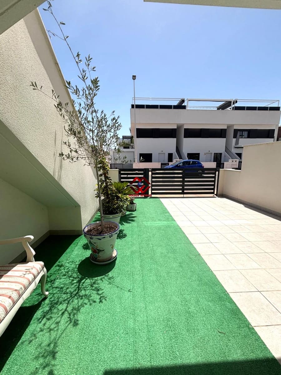 2 quarto Bungalow para venda em San Pedro del Pinatar com piscina - 238 000 € (Ref: 9995185)