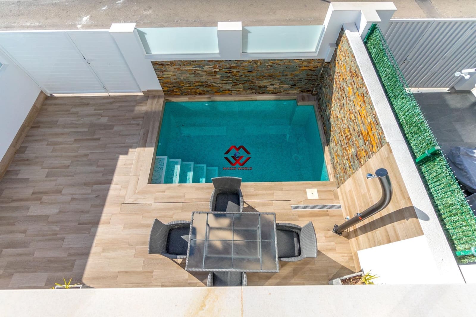 3 soveværelse Semi-Rækkehus til salg i San Pedro del Pinatar med swimmingpool garage - € 380.000 (Ref: 9995190)