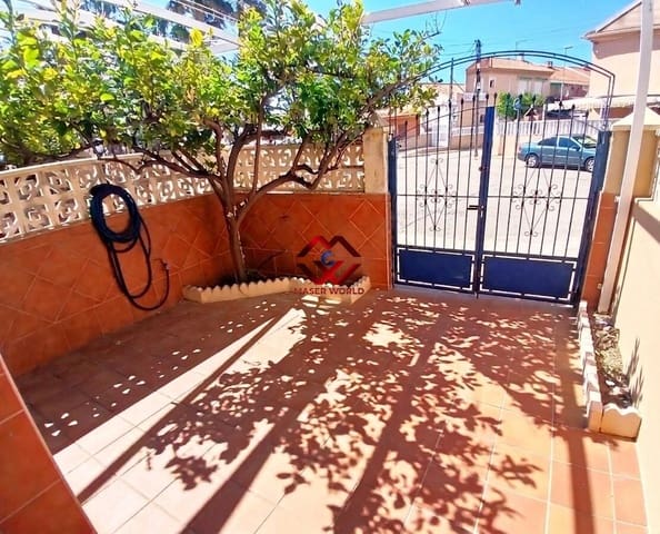 4 slaapkamer Rijtjeshuis te koop in Lo Pagan, San Pedro del Pinatar - € 170.000 (Ref: 9995193)